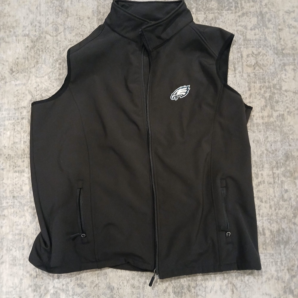 Eagles vest